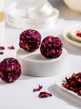 Rose Laddoo