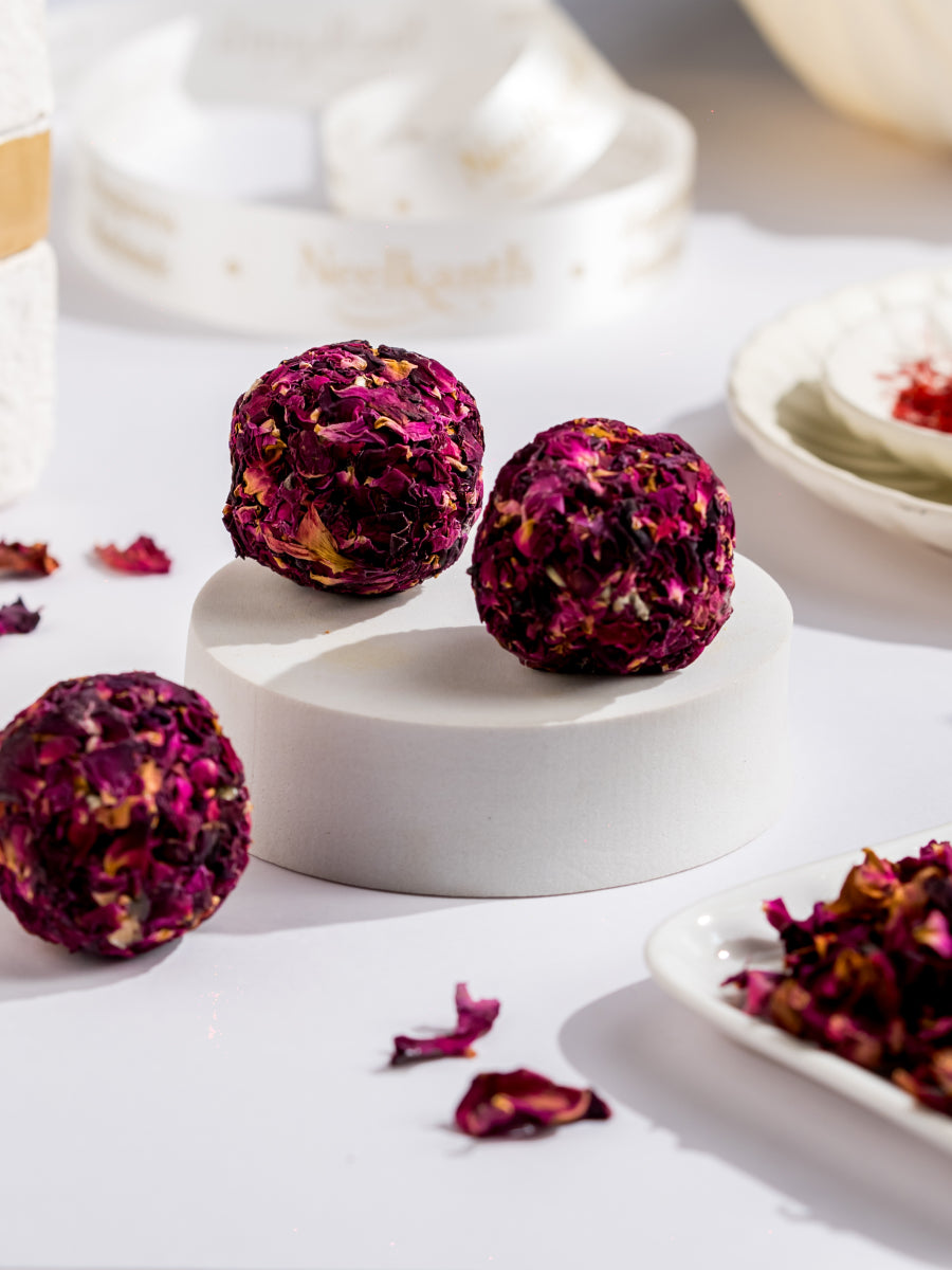 Rose Laddoo