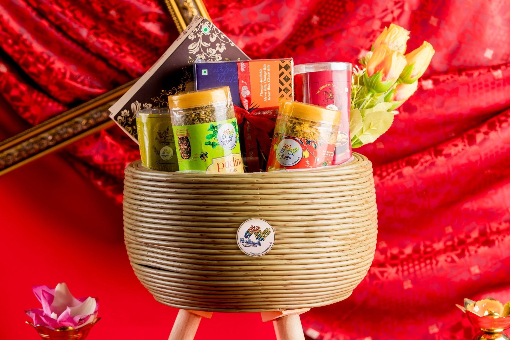 Sweets & Dry Fruit Hamper - www.neelkanthsweets.com